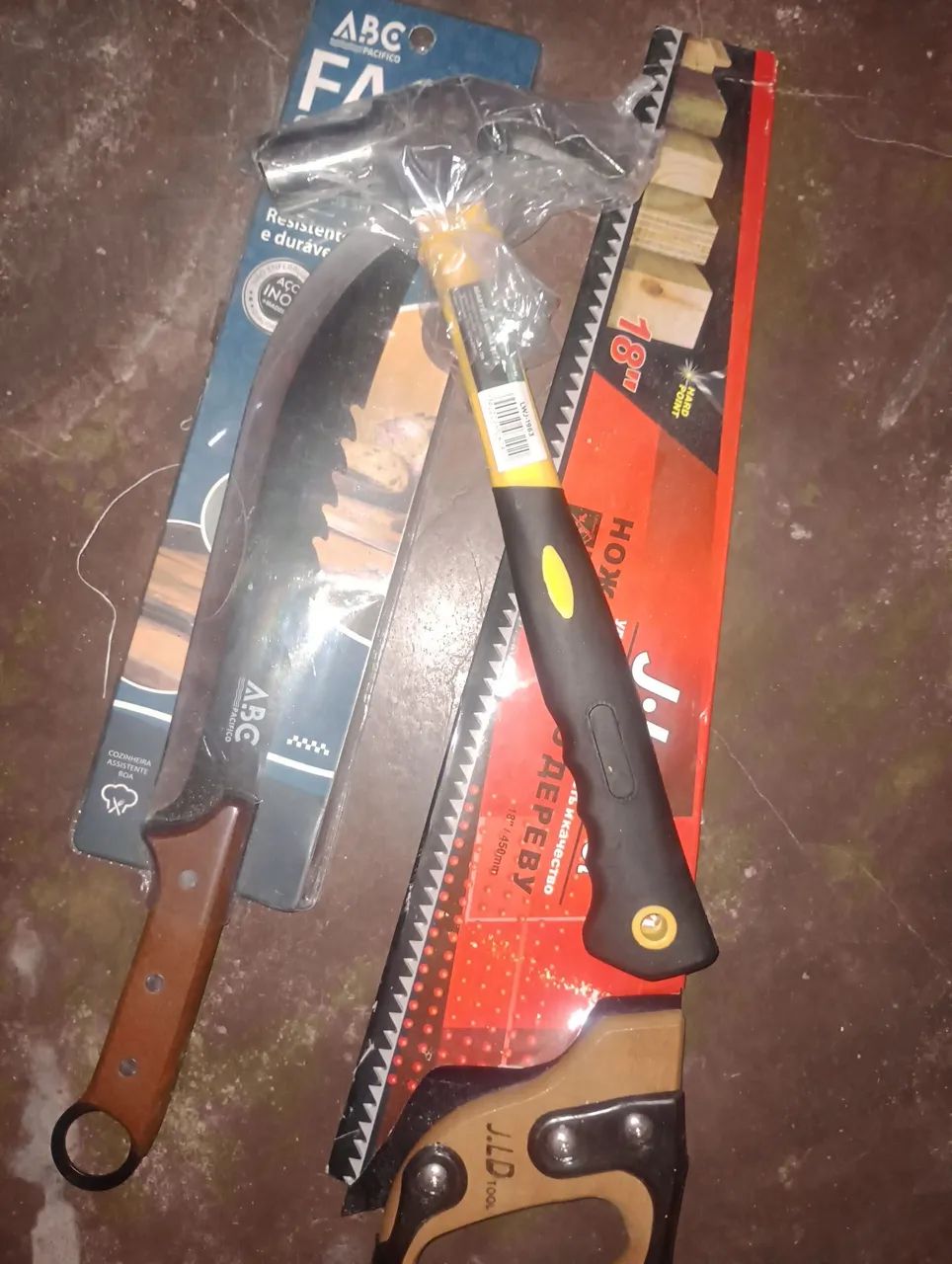 Kit com serrote+martelo e facão  - Foto 3