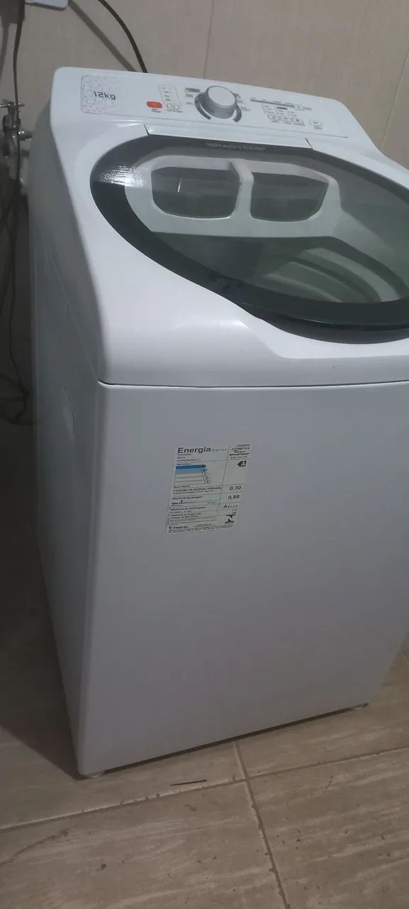Vendo máquina de lavar roupas Brastemp 12kg. - Foto 2