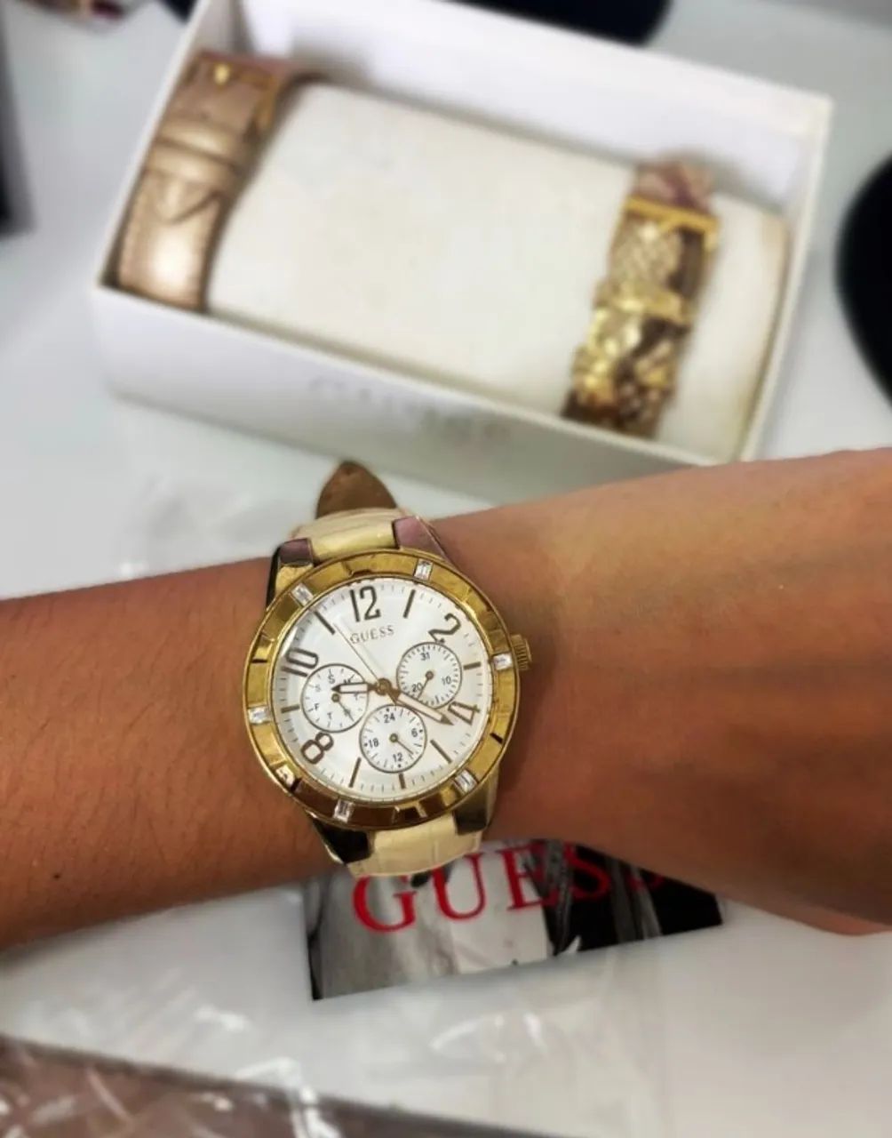 Relógio Guess Original U0163L4 troca pulseiras - Foto 4