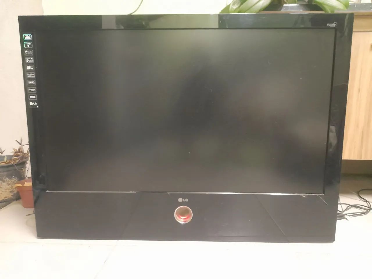 Tv  lg  50 polegadas,usada em boas condições 