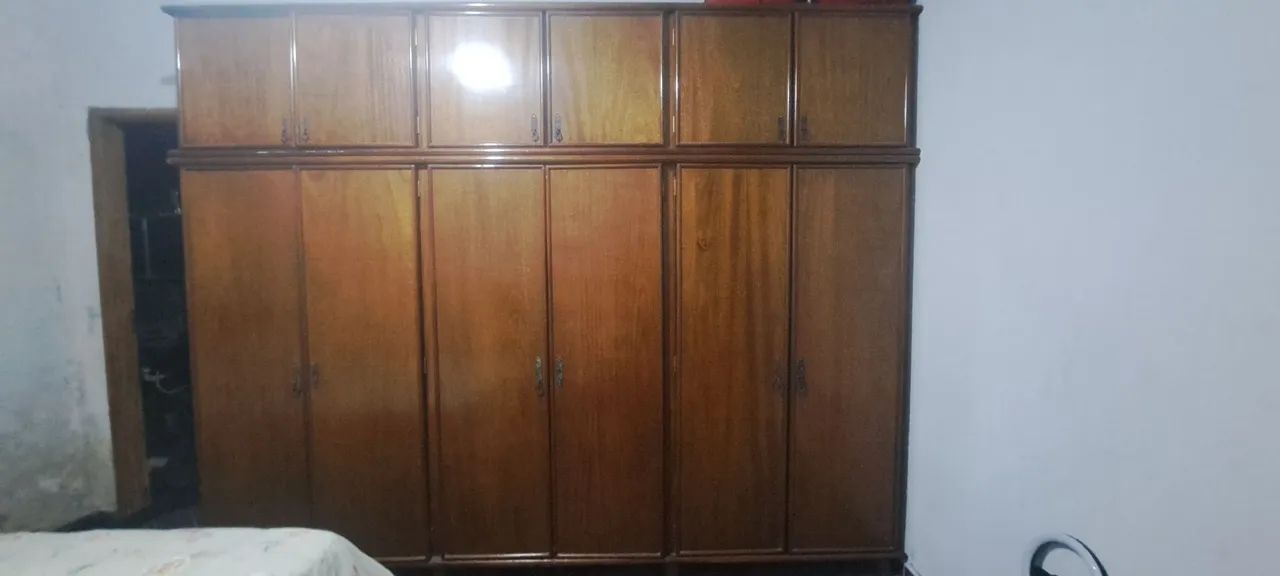 GUARDA-ROUPA DE MADEIRA  - Foto 3