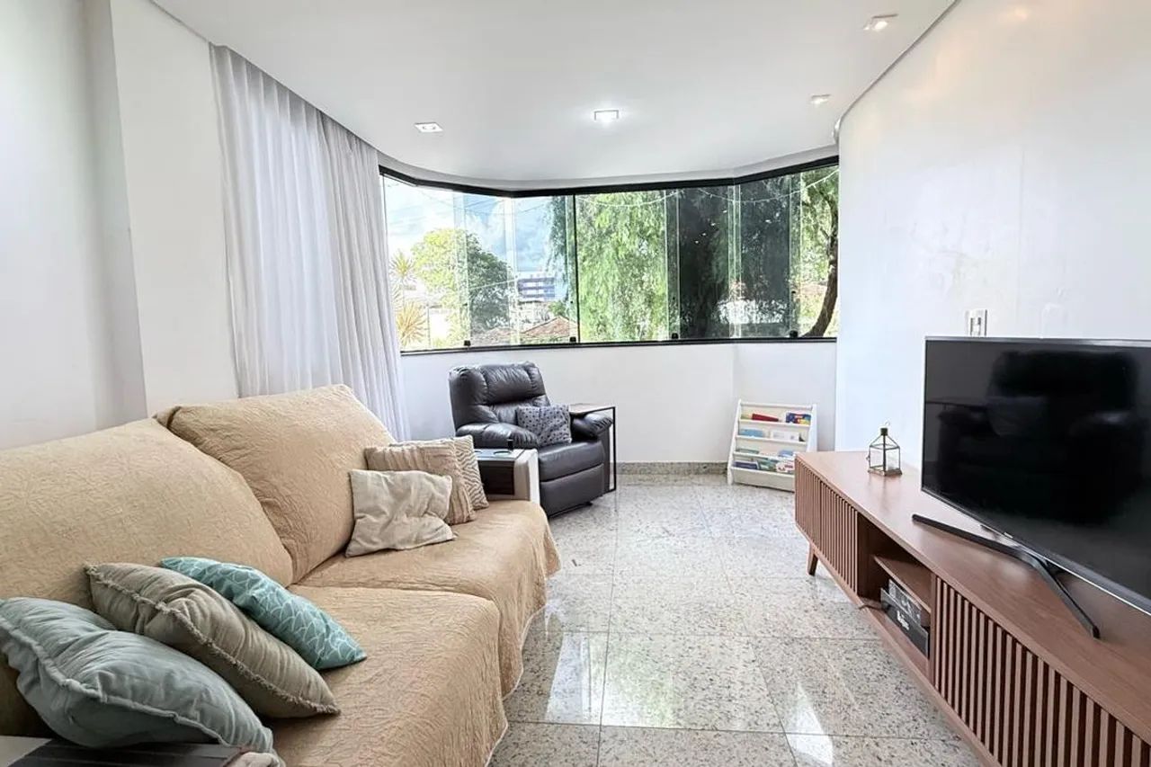 Apartamento à Venda - Graça, 3 Quartos, 206 m2