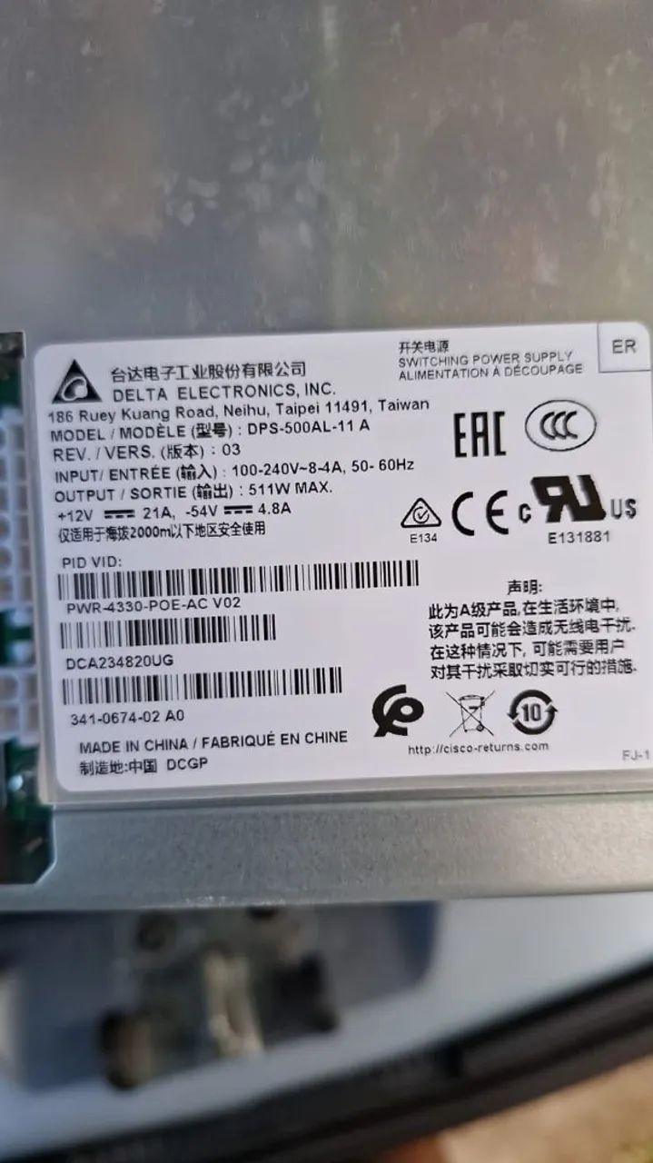 Fonte de alimentação Delta Electronics