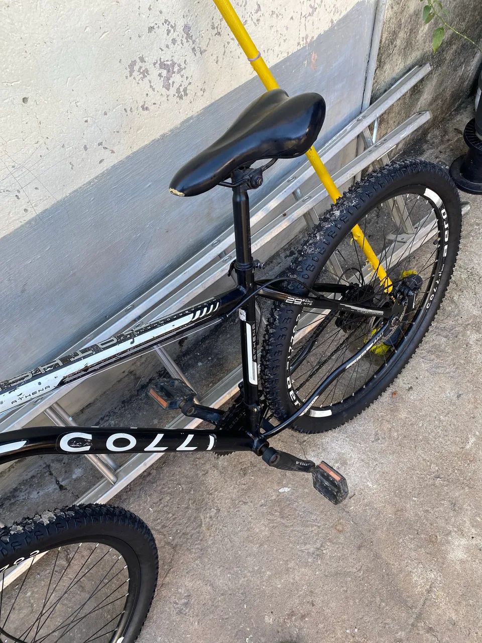 2 bicicletas aro 29 da COLLI  - Foto 5