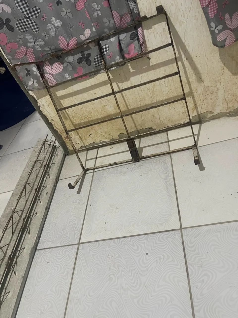 Grade e portão - Foto 2
