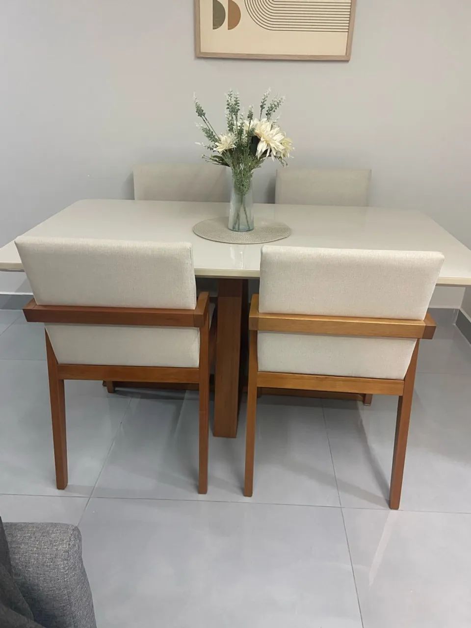 Mesa com 4 cadeiras  - Foto 3