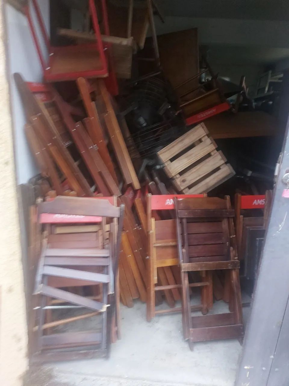 Cadeiras para manutenção 