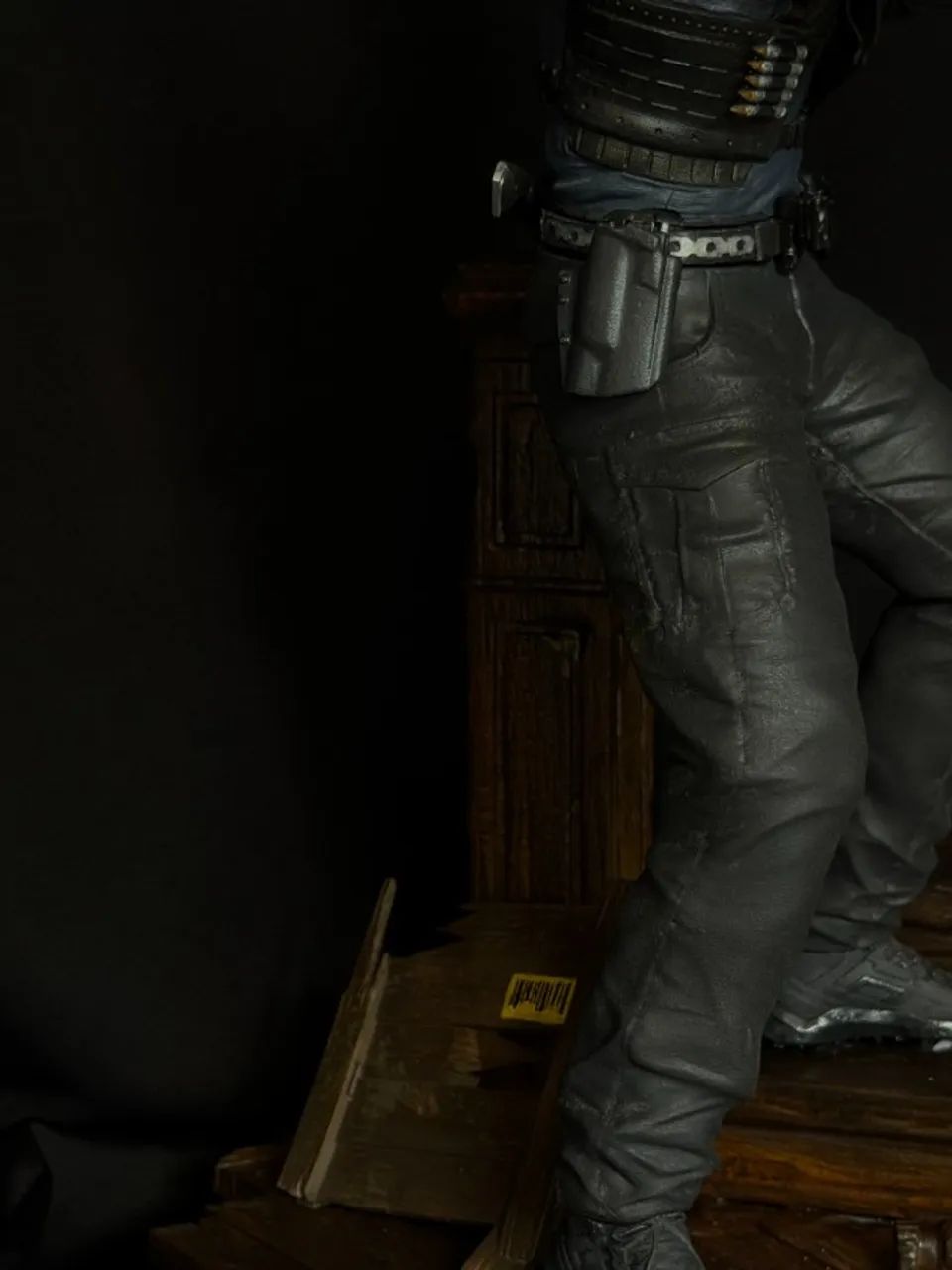 Leon Resident Evil Action Figure - Foto 2