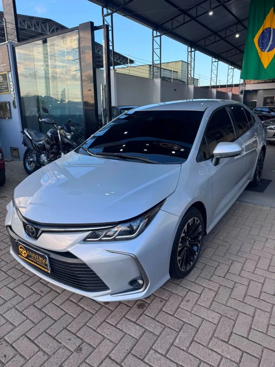 Toyota Corolla XEI 2.0 Flex 16V Aut. 2023 - Foto 3