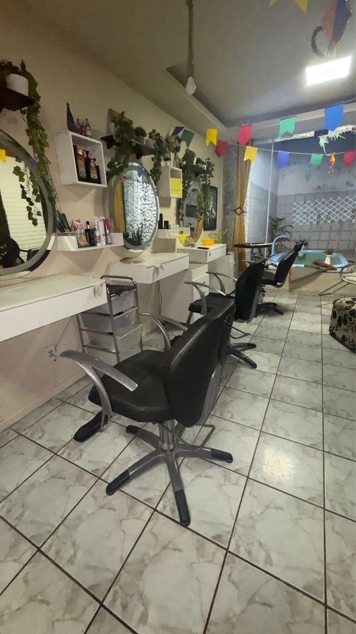 Vendo cadeiras de salão  - Foto 3