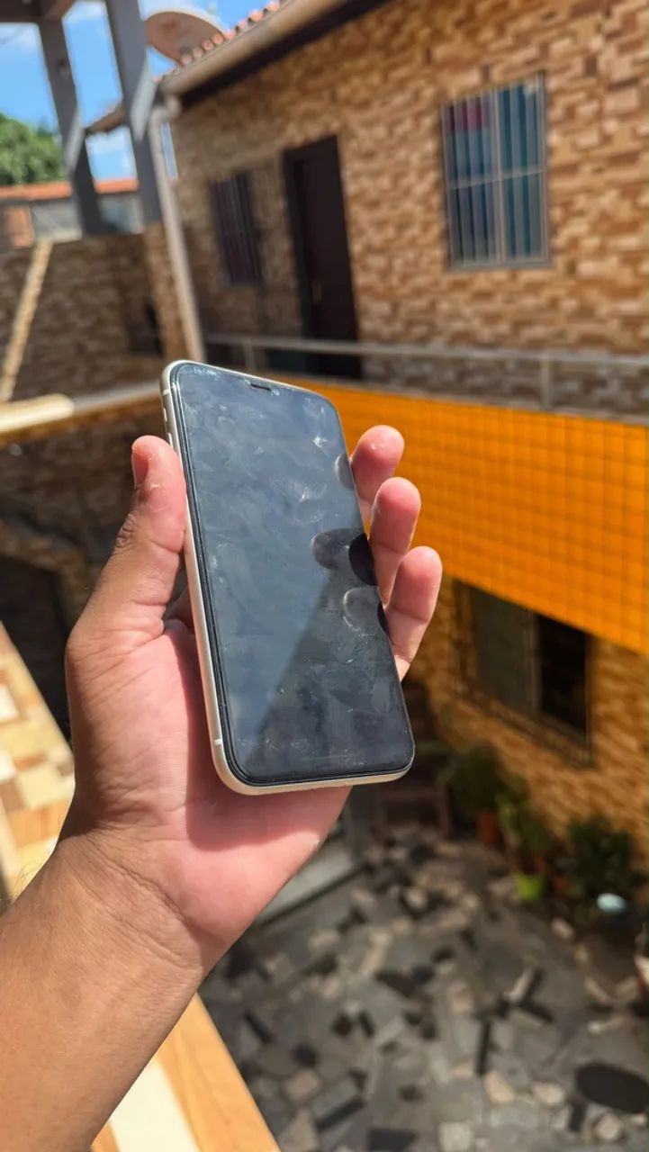 iPhone 11 branco  - Foto 2