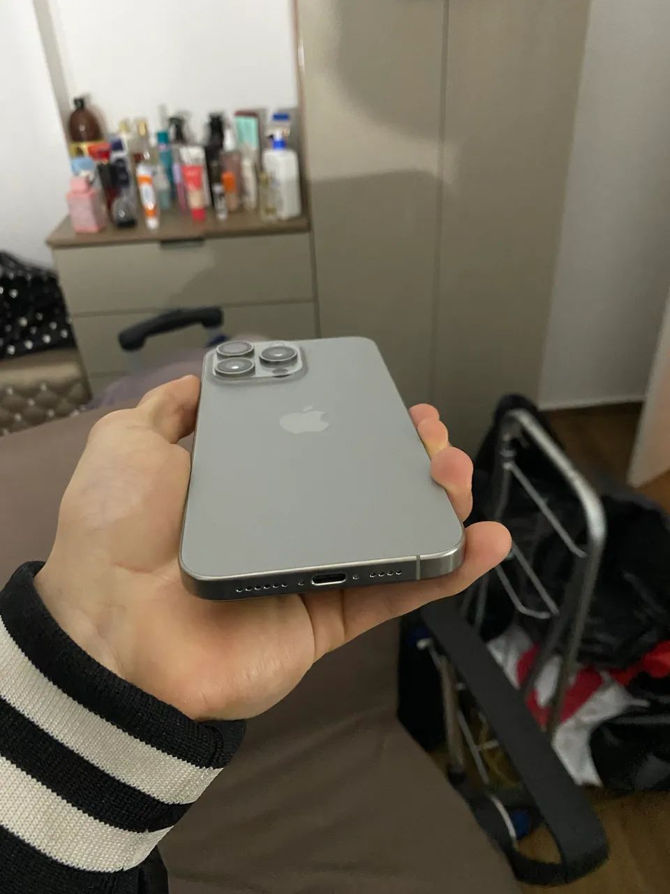 iPhone 15 Pro Max em perfeito estado - Foto 3
