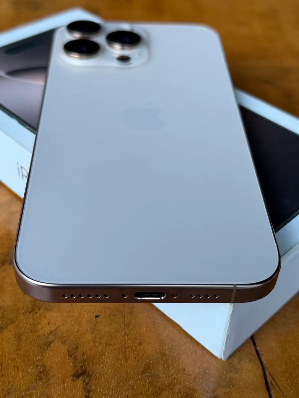 iPhone 16 proMax 98% - Foto 3