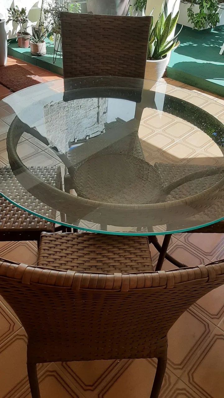 Conjunto de mesa e cadeiras - Foto 4