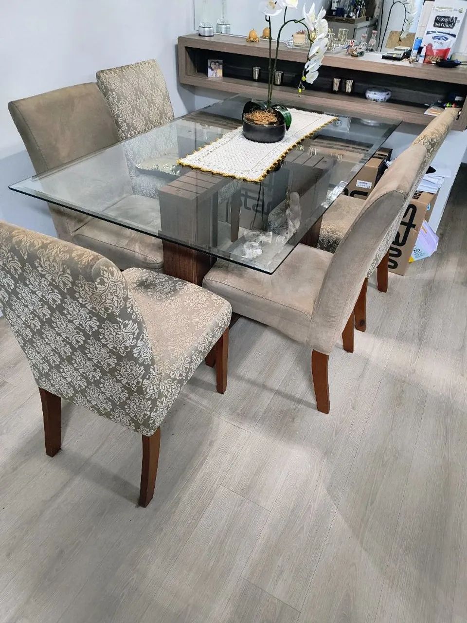 Vendo conjunto de mesa 4 cadeiras 