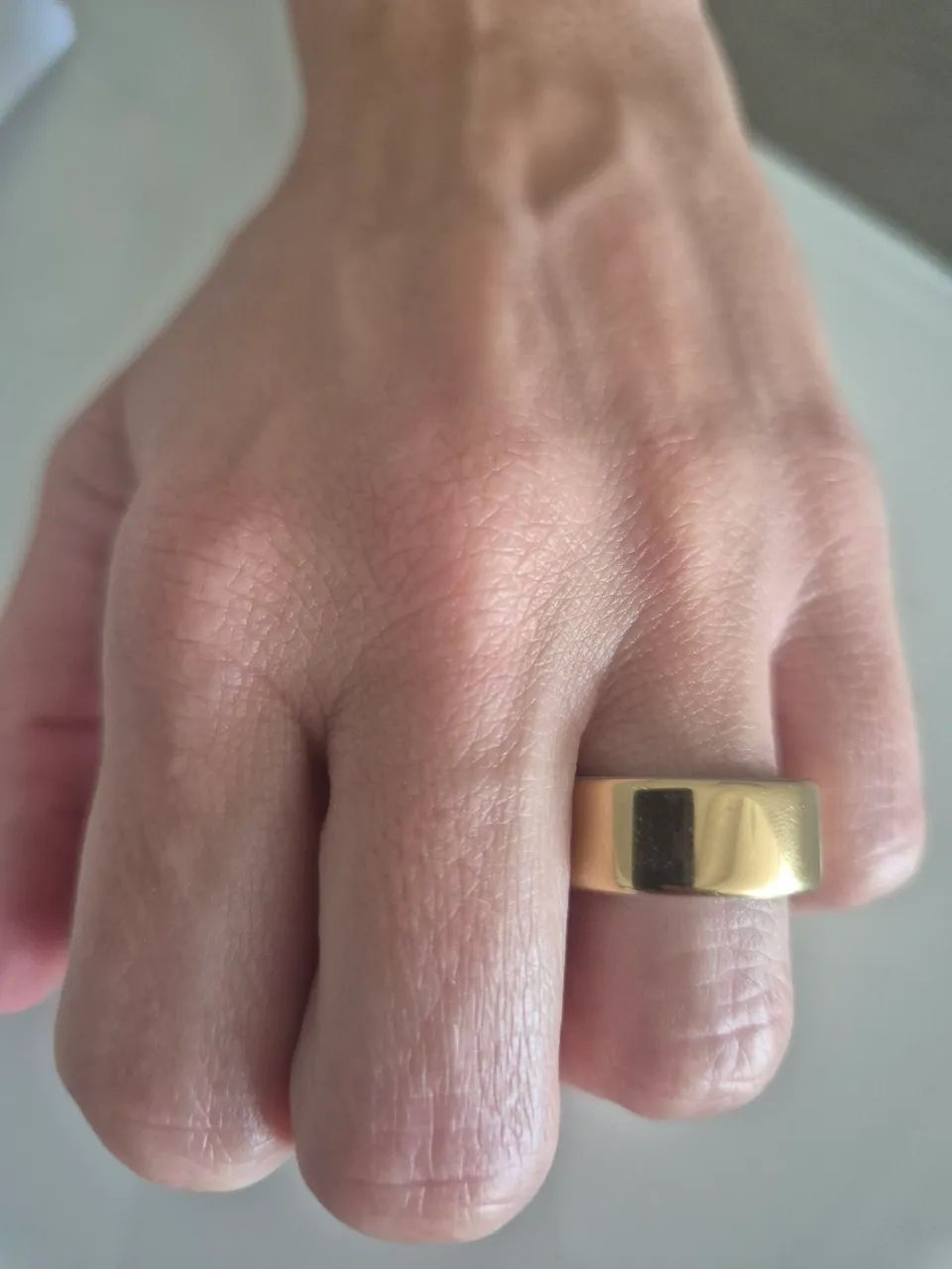 Oura Ring 4 Gold Tamanho 5 - Foto 4