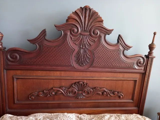 Cama de casal com colchão - antiguidade - Foto 3