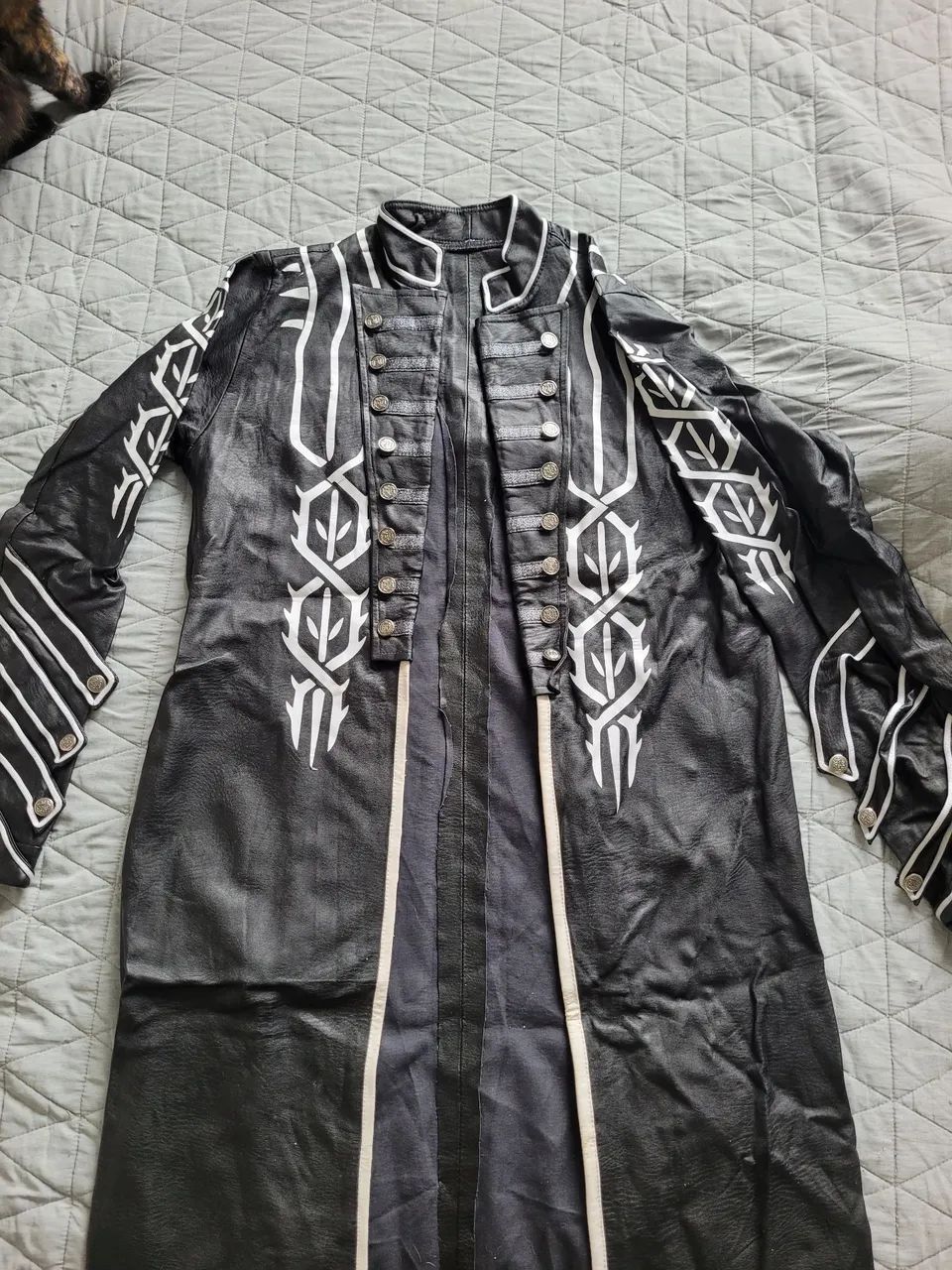 Roupa cosplay Vergil DMC5