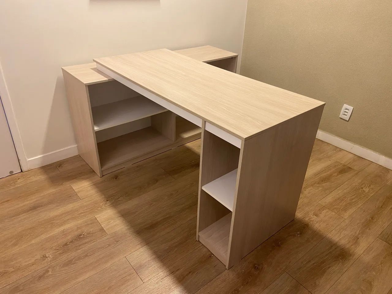 MESA PARA ESCRITÓRIO/RELATÓRIO - Foto 5