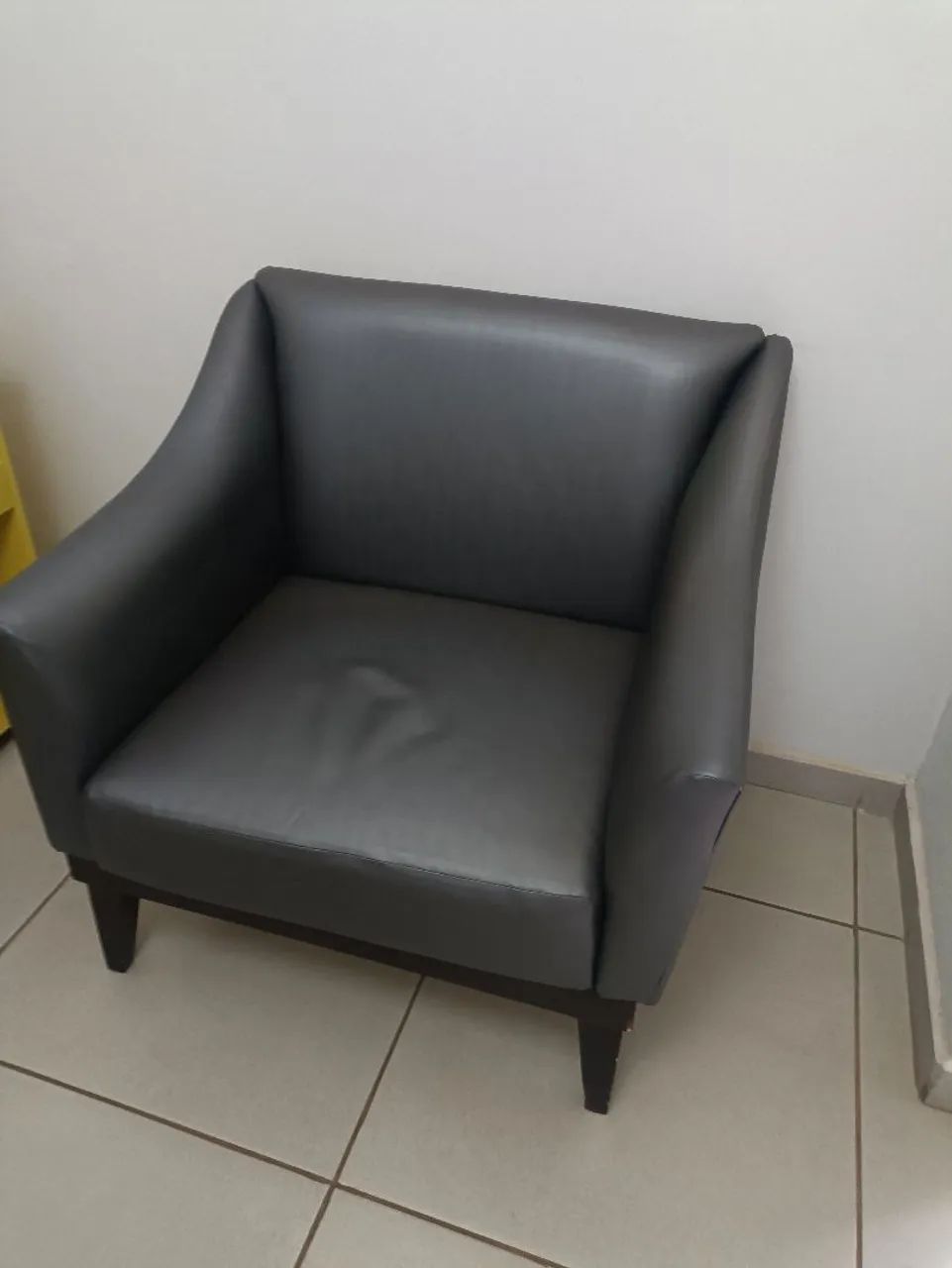 Móveis Sala Espera - Foto 2