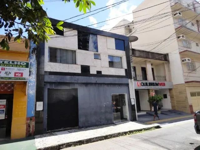 Edificio O de Almeida - Apartamento com 2 Suítes no Centro | Sem Garagem | Internet Inclus