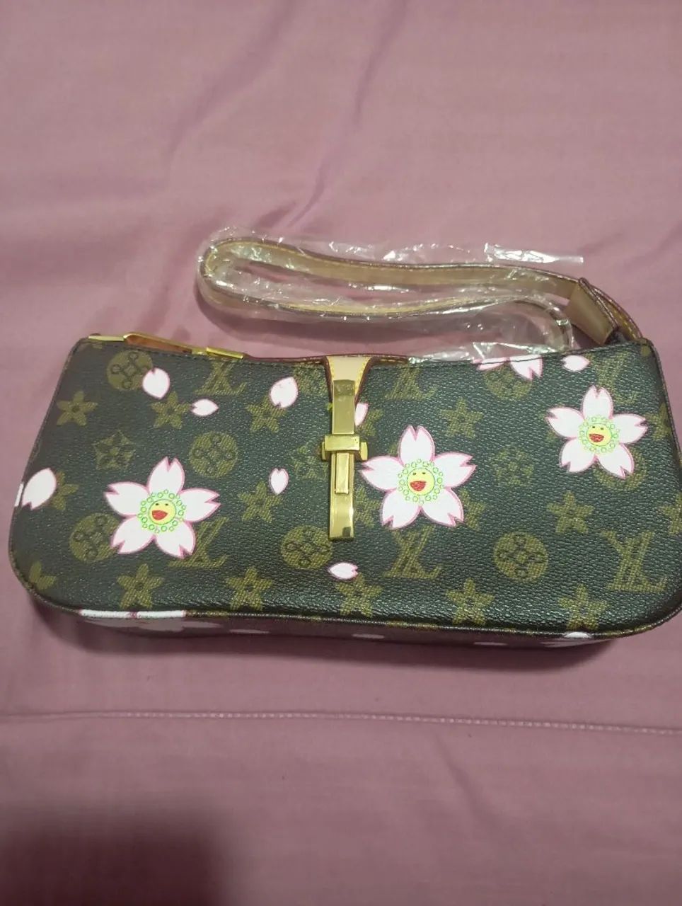 Bolsa florzinha Louis Vuitton 