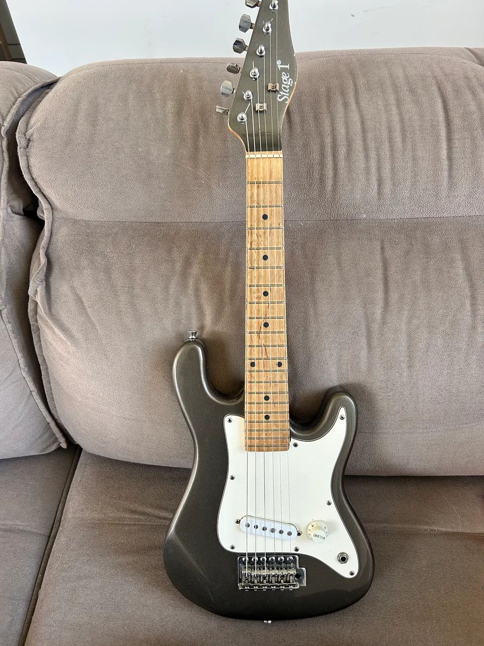 Guitarra infantil