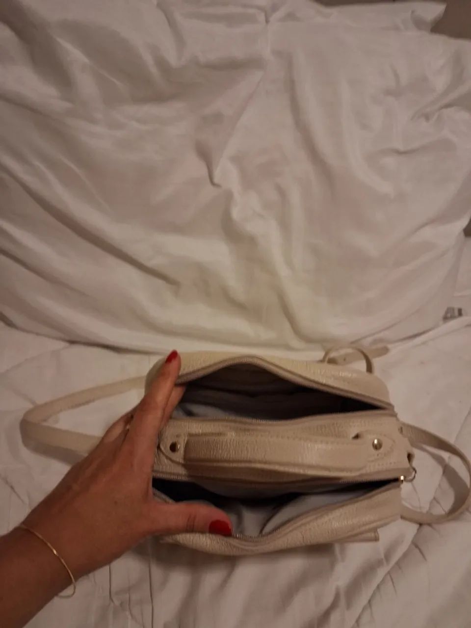 Bolsa off white couro legítimo  - Foto 2