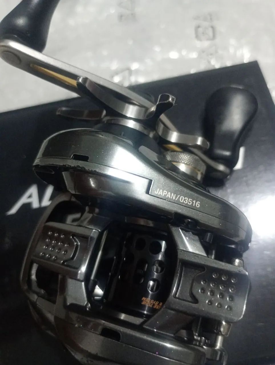 Shimano Aldebaran BFS XG Left Handle - Esportes Aquáticos - Parque