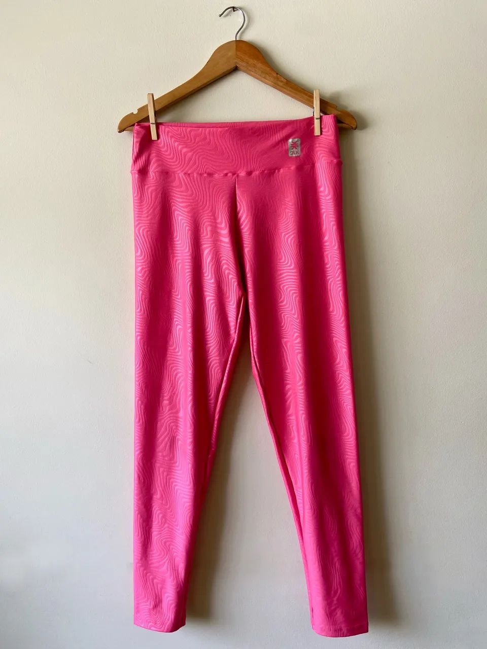 Calça legging texturizada - DLK