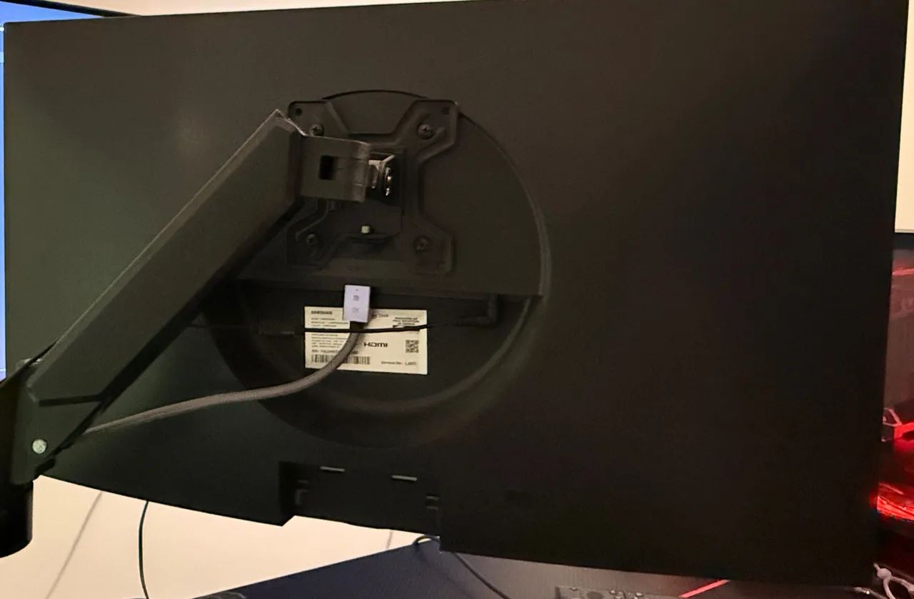 Monitor Samsung 4k - 28 polegadas - Foto 2