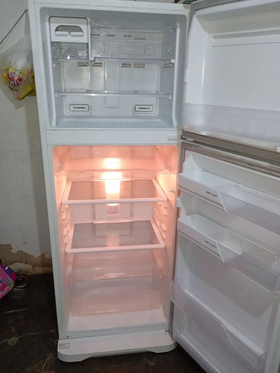 Vendo geladeira  - Foto 4