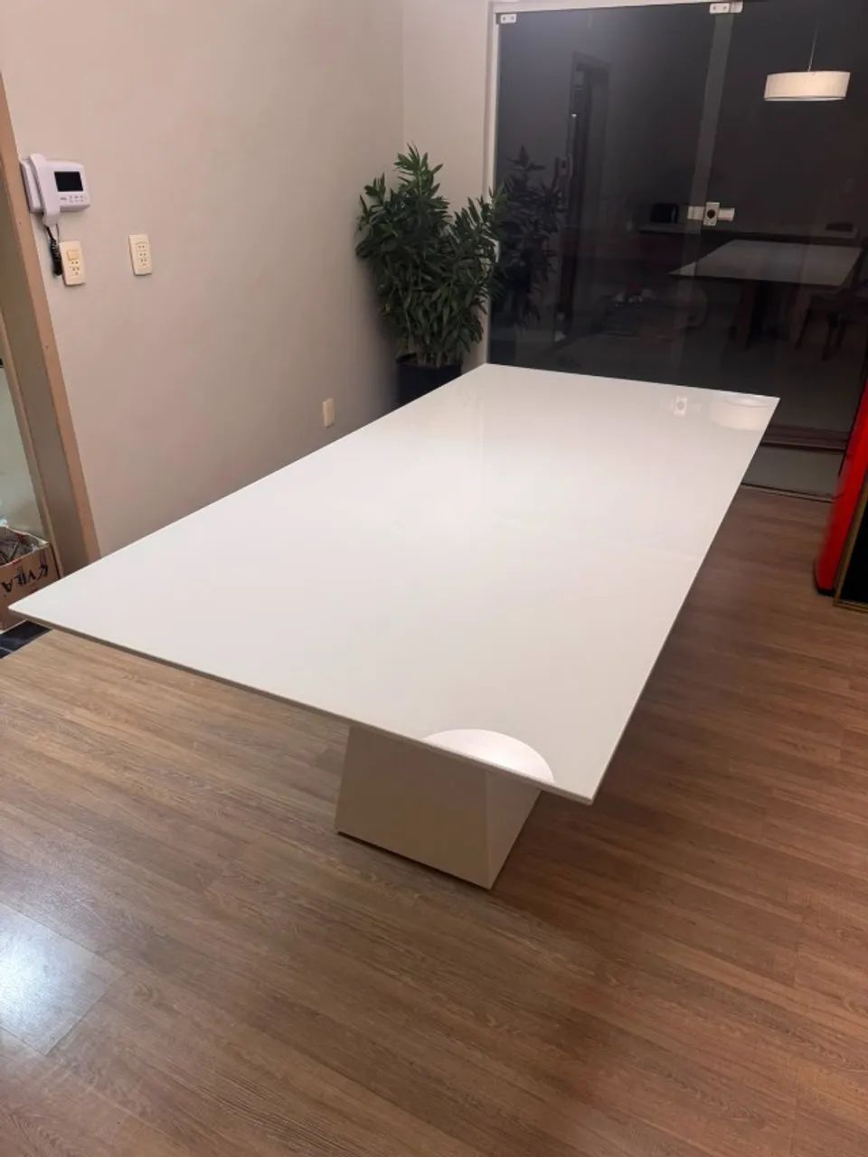 Mesa de jantar 8 lugares retangular com tampo vidro 2,00x1,00 - Foto 3