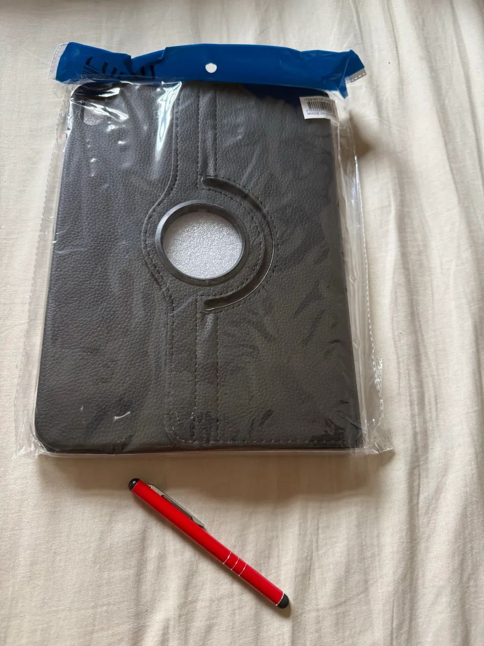 Caneta e capinha IPAD 10-11 novo  - Foto 4