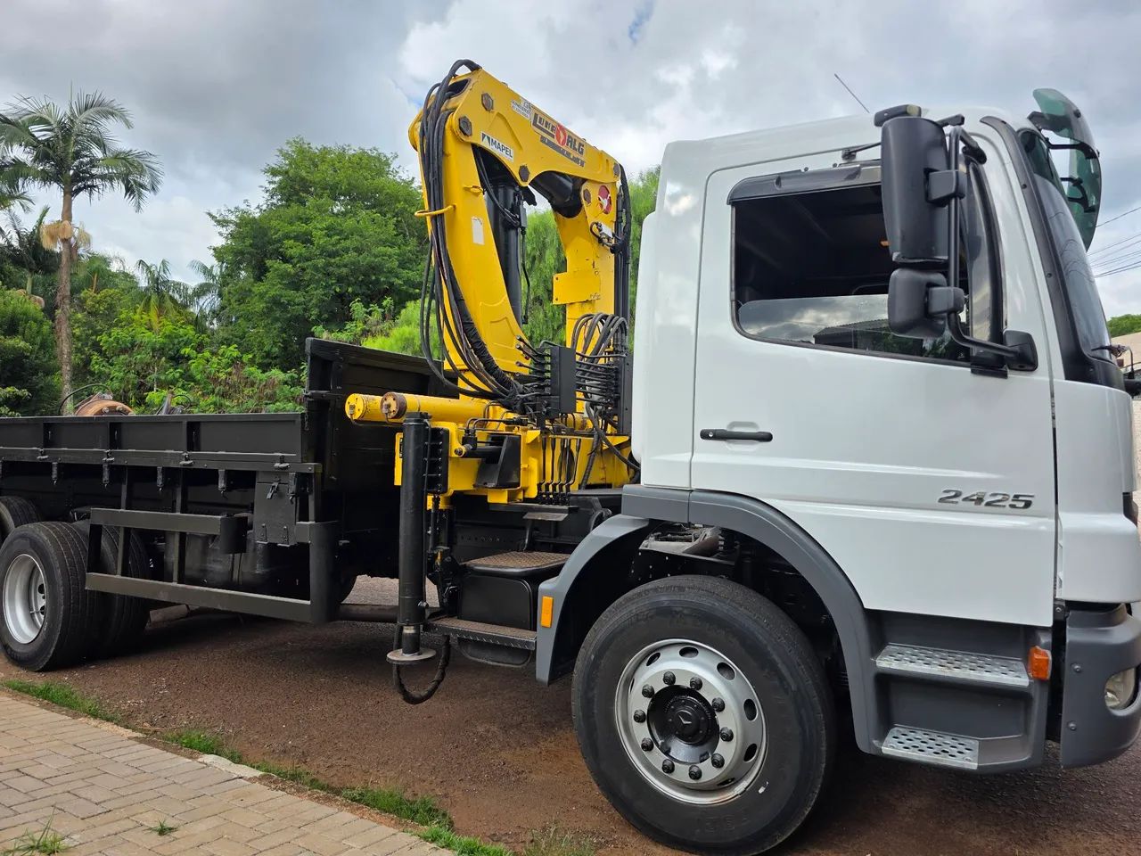 Mb Atego 2425 Munck Luna 25005 