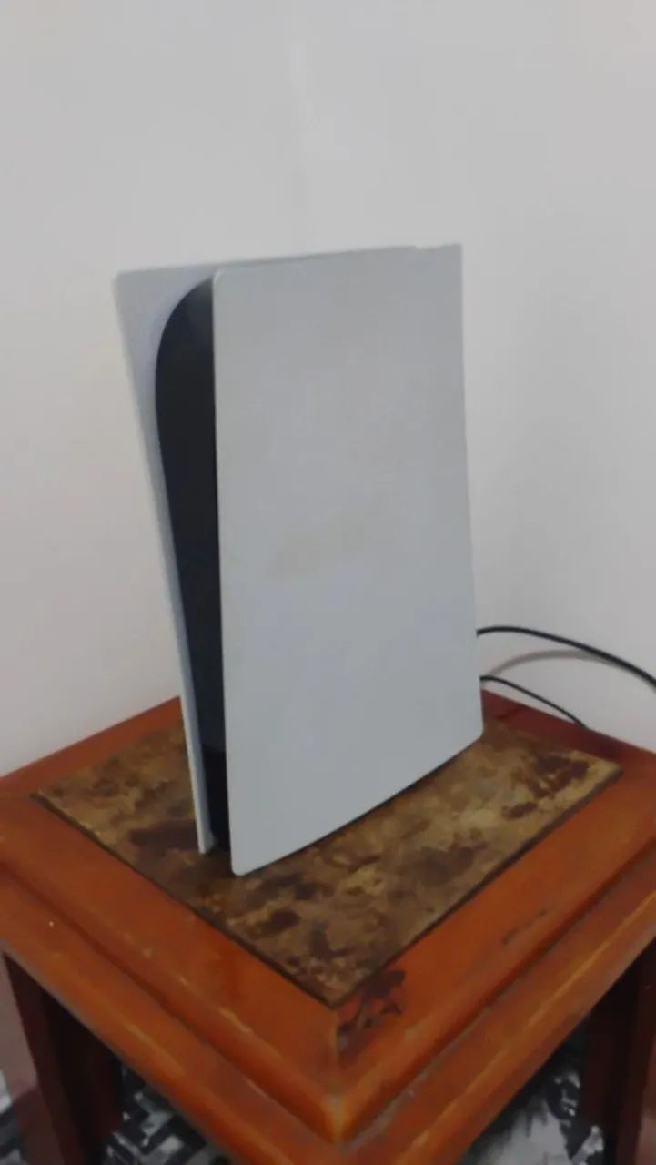 Playstation 5 e vem com 100 jogos - Foto 5