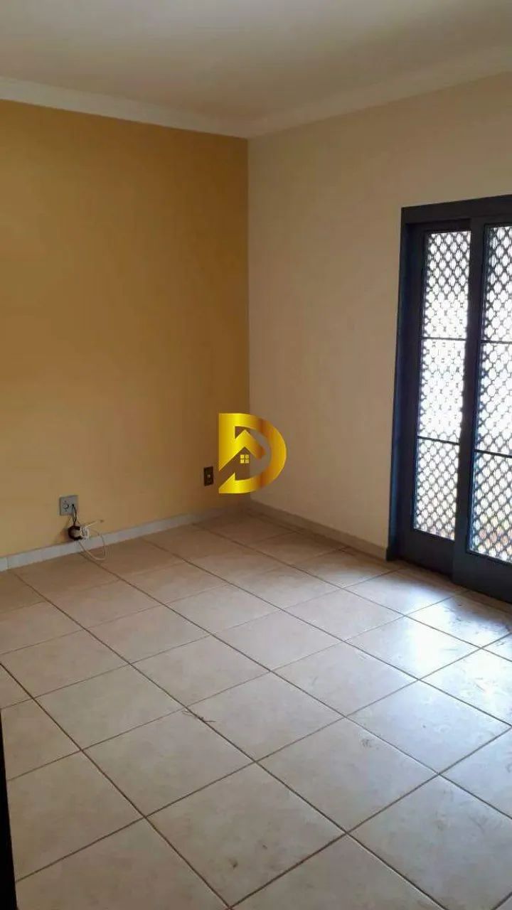 Casa Residencial com 3 Quartos (1 Suíte) e Piscina em Uberaba - Estados Unidos - Foto 3