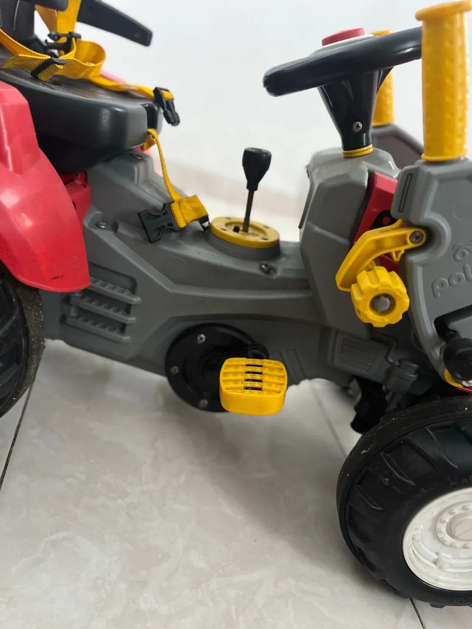 Carrinho trator com pedal e empurrandor  - Foto 5