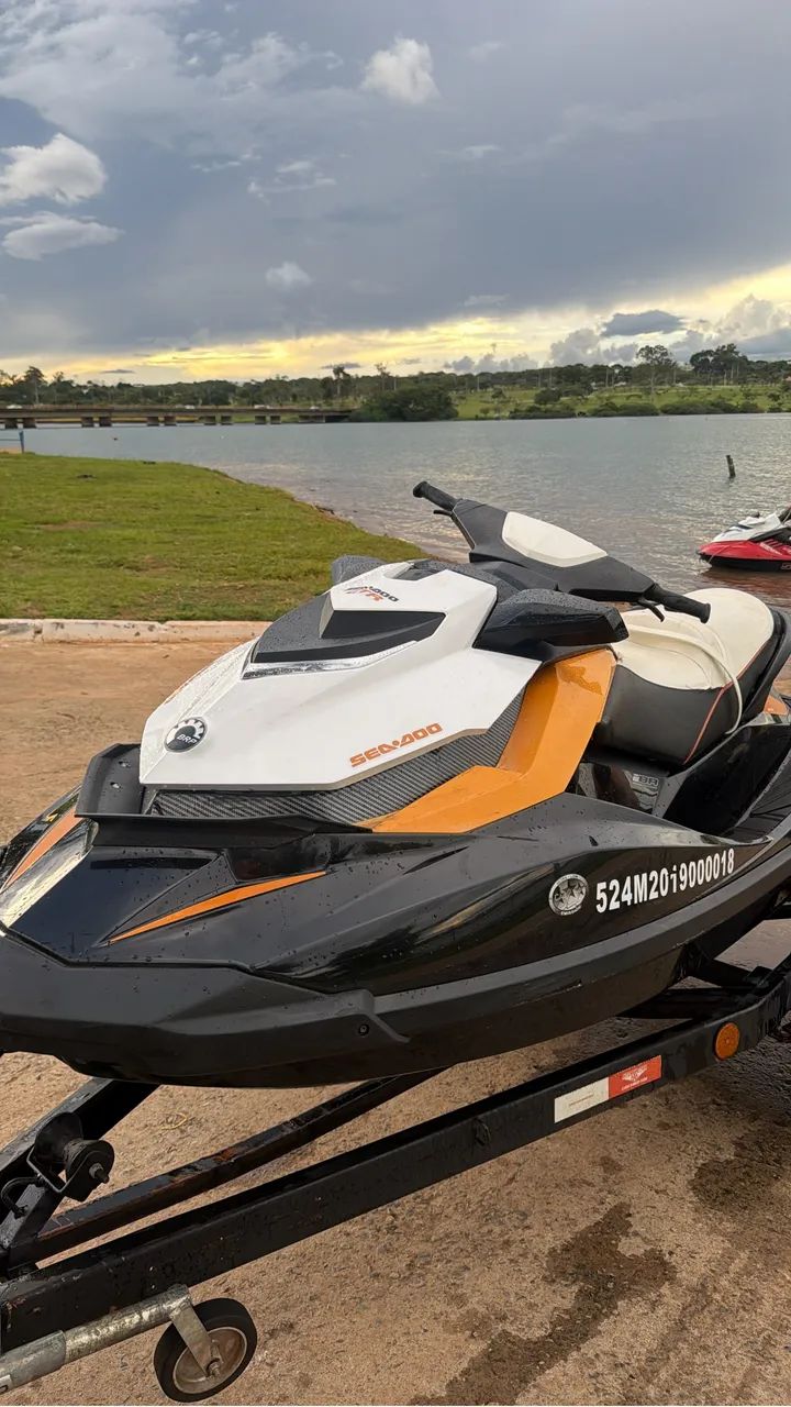 jet ski seadoo gtr 215 jet ski seadoo gtr 215