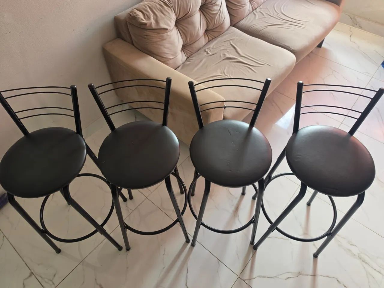 4 Banquetas