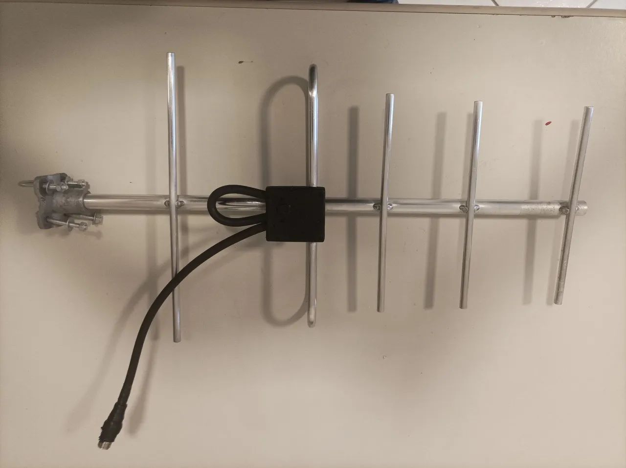 Antena Yagi de cinco elementos UHF da marca ARS - Foto 2