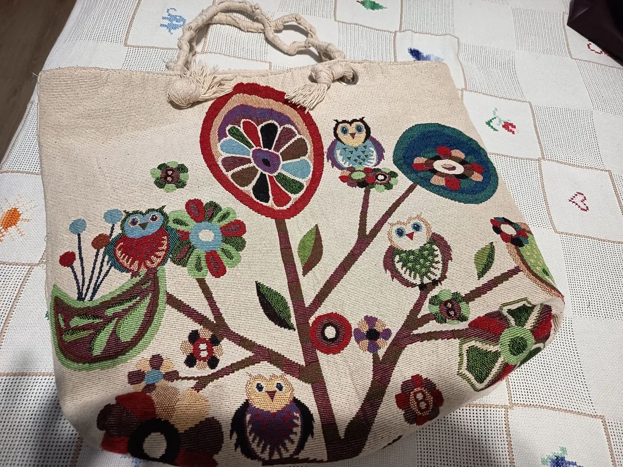 Bolsa coruja bordada 44x40cm