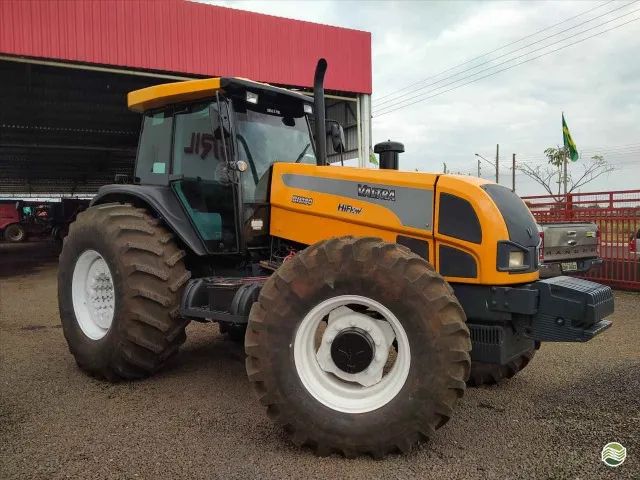Trator Valtra BH 180 2016. 