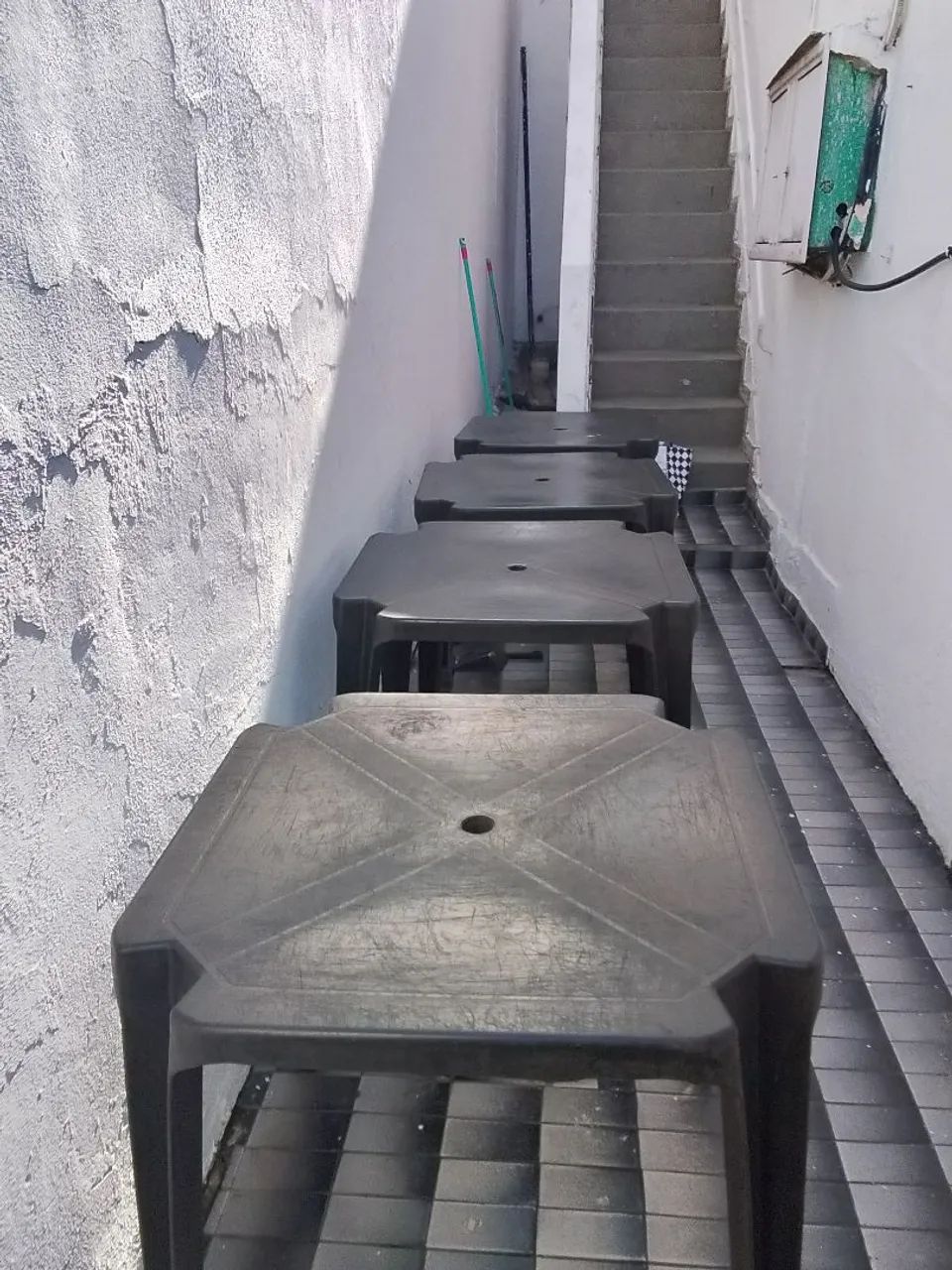 Mesa quadrada para bares e casa - Foto 3