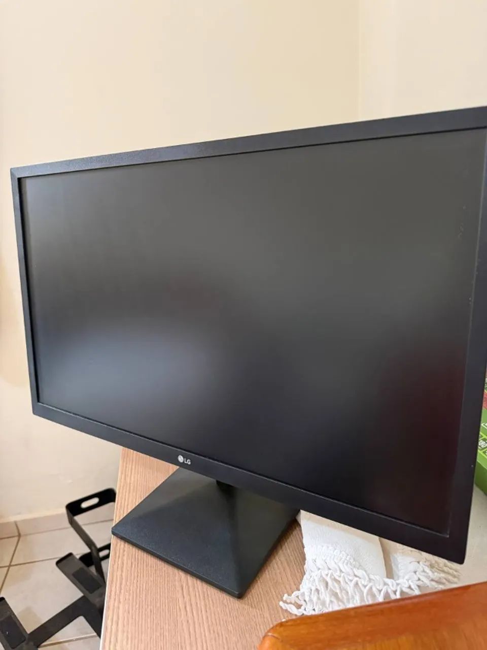 Monitor LG 24" Full HD - Foto 2