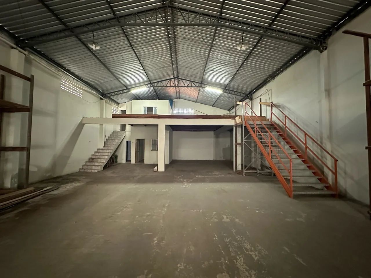 GALPÃO A 100m  DA BR316