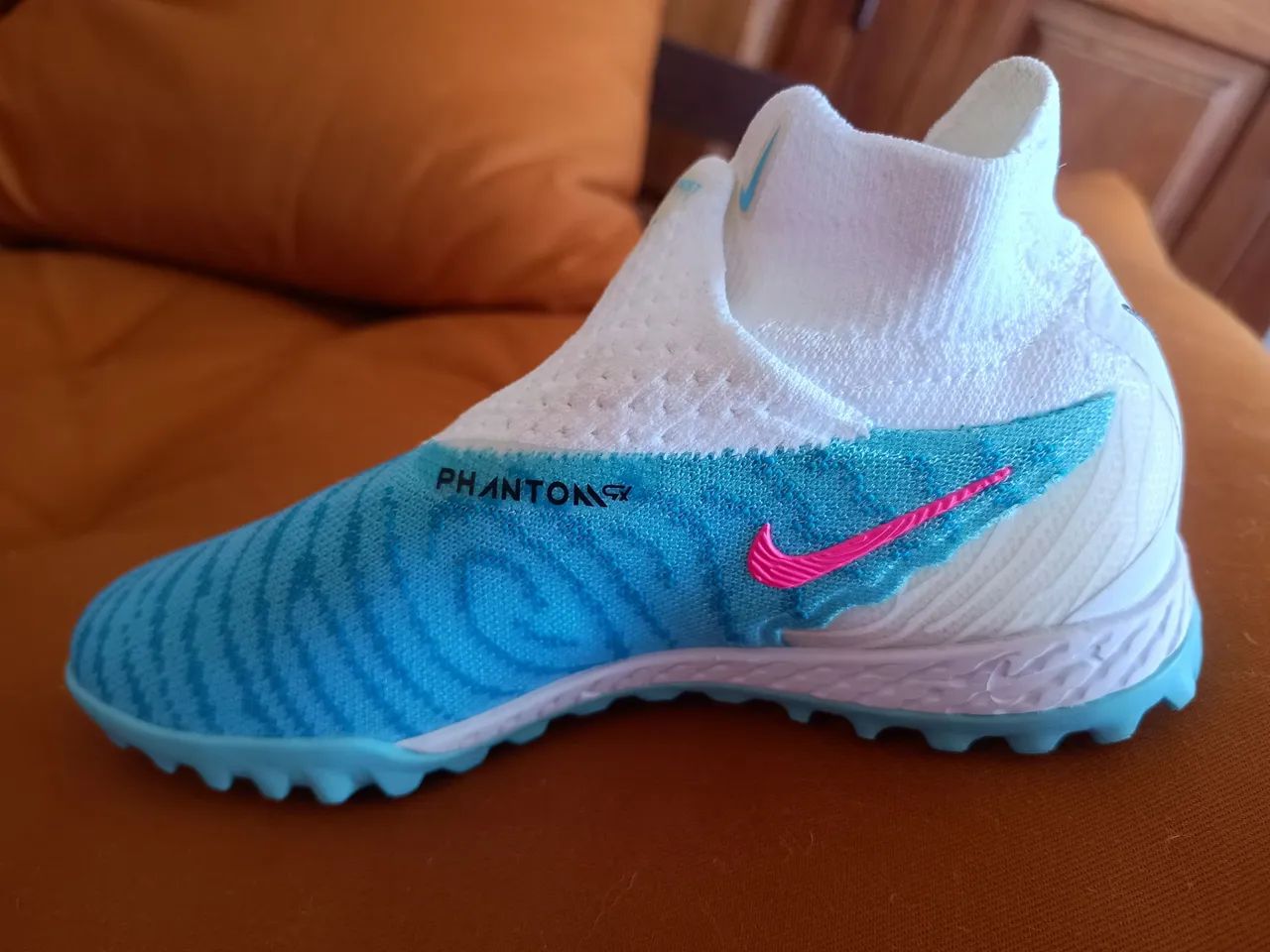 Chuteira Nike phantom GX infantil - Foto 4