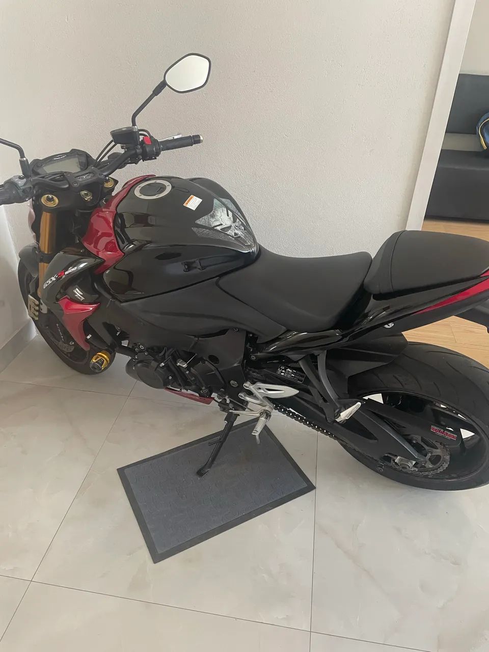 Gsx-s 1000 a mais nova do estado 
