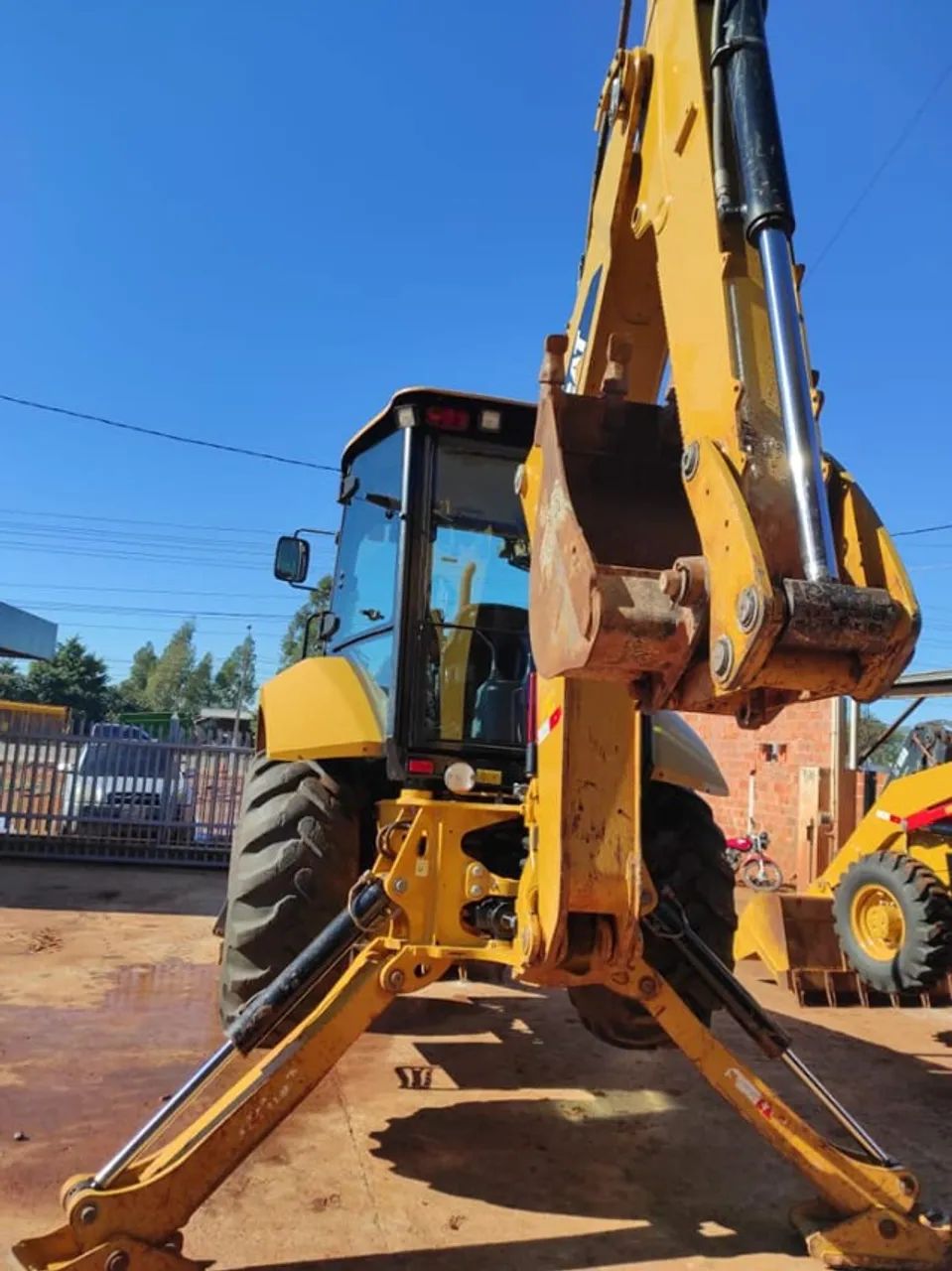 Retroescavadeira Cat 416f2 4x4 ano 2022 (Repasse) - Foto 2