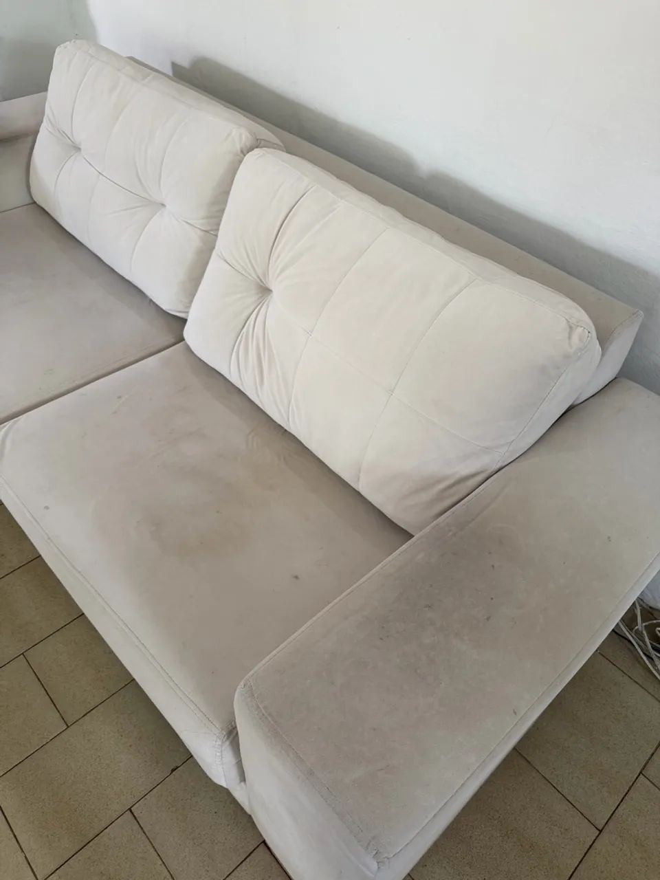 Sofá bom só precisa de uma limpeza  - Foto 2